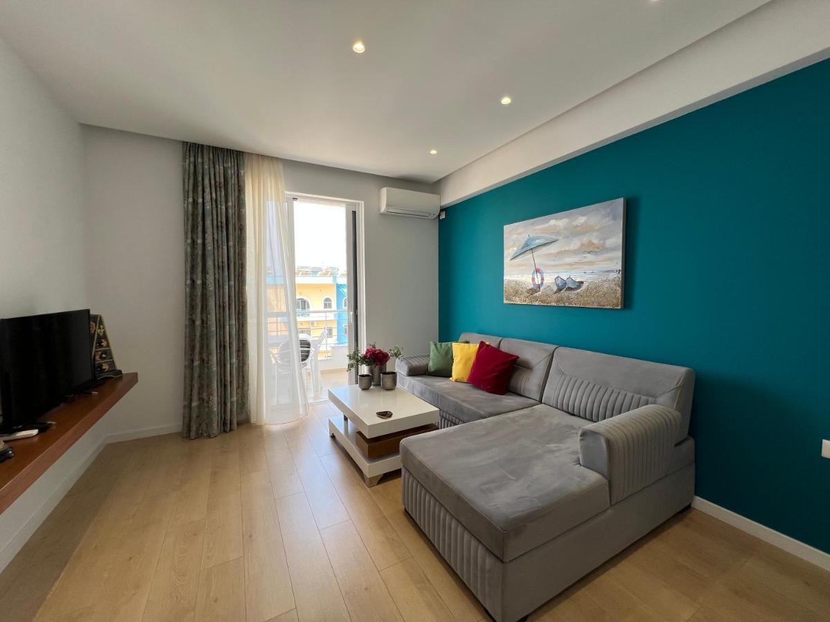 סרנדה Dani'S Apartments מראה חיצוני תמונה