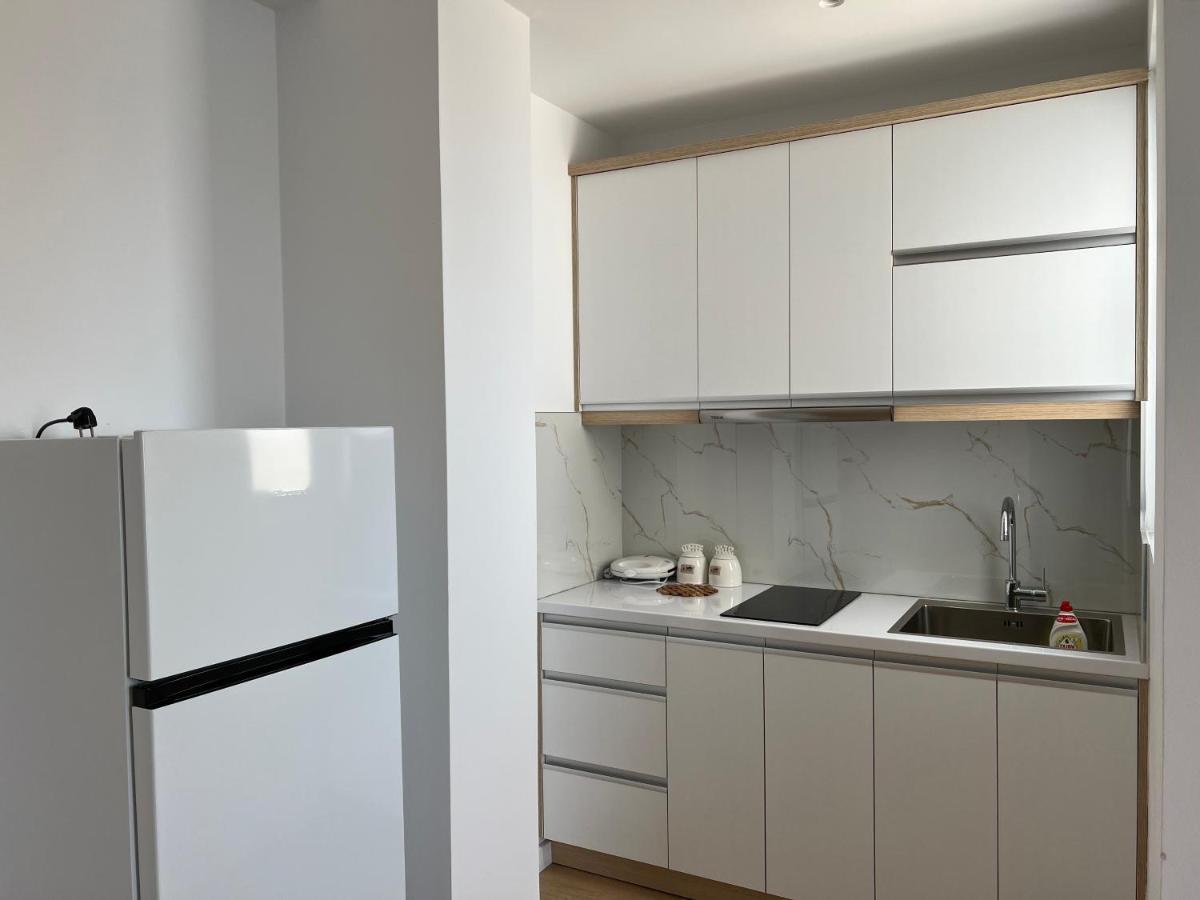 סרנדה Dani'S Apartments מראה חיצוני תמונה