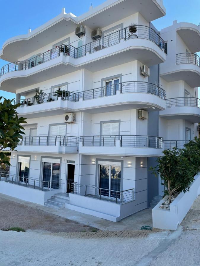 סרנדה Dani'S Apartments מראה חיצוני תמונה