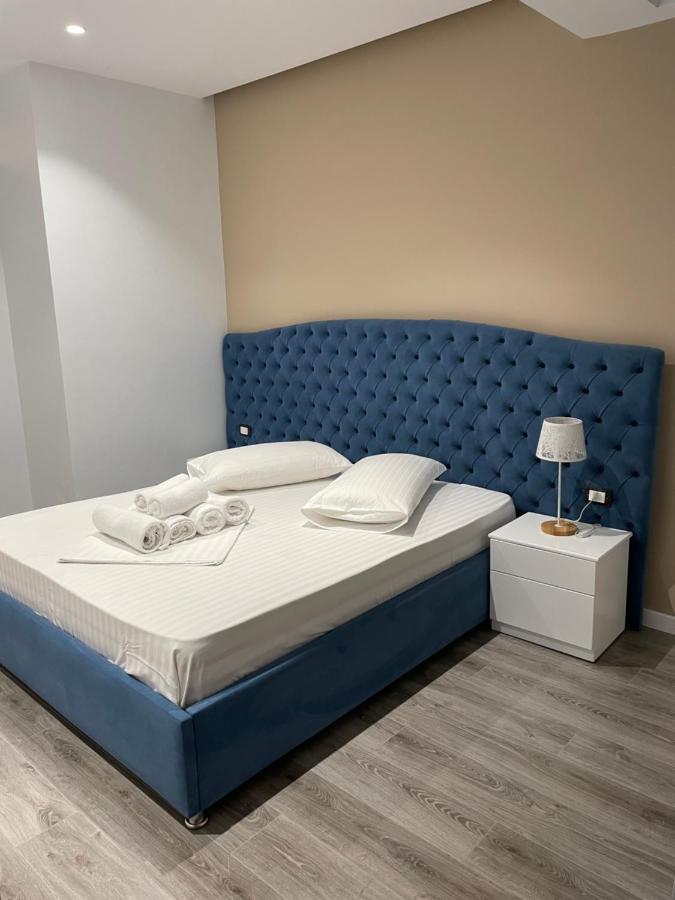 סרנדה Dani'S Apartments מראה חיצוני תמונה
