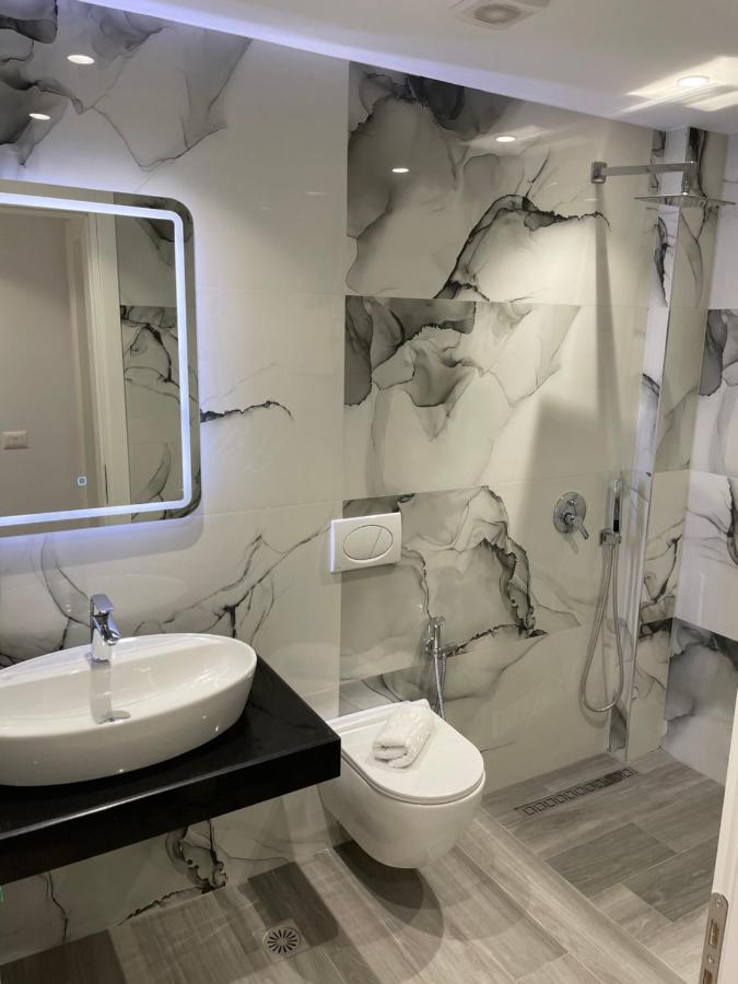 סרנדה Dani'S Apartments מראה חיצוני תמונה